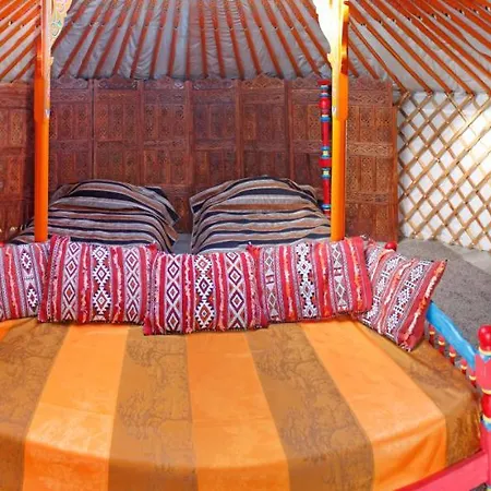 Les Yourtes D'agnac 豪华帐篷 *