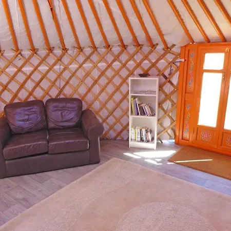 Les Yourtes D'agnac 豪华帐篷 Agnac