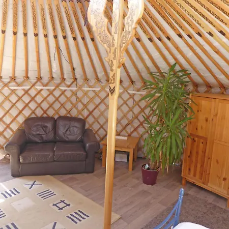 Les Yourtes D'agnac 豪华帐篷