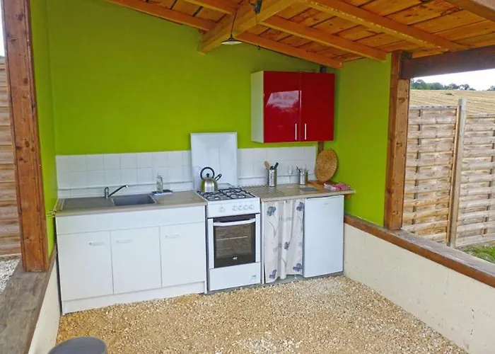 Les Yourtes D'agnac خيمة فخمة *