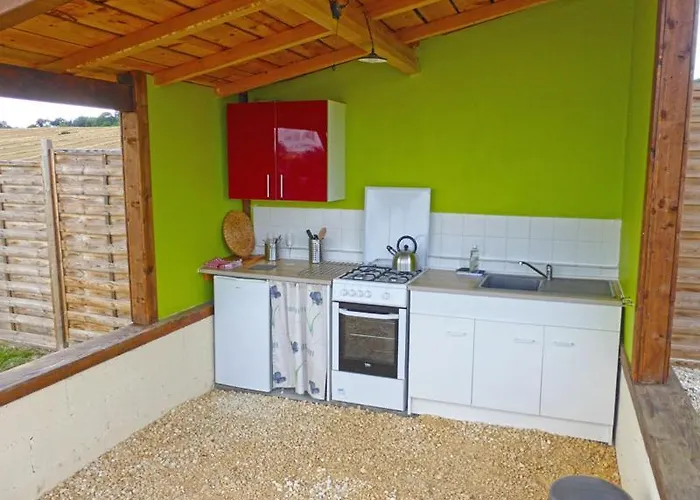 Les Yourtes D'agnac خيمة فخمة